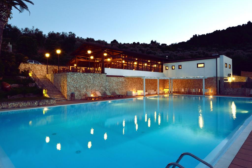 Agriturismo Torre Dei Preti Peschici Exterior photo